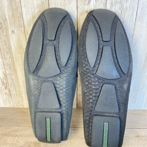 Donald Pliner Victor Mens Casual Shoes Embossed Black Leather Loafers Size 9M - Picture 15 of 15